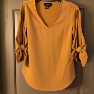 Women’s blouse